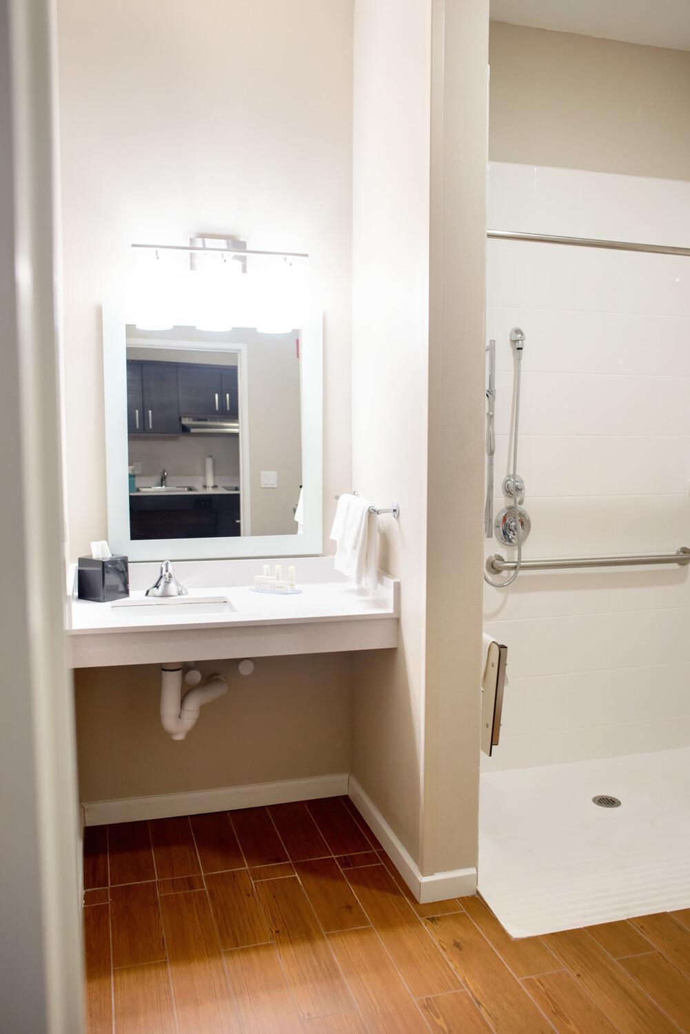 Towneplace Suites By Marriott Ames Exteriör bild