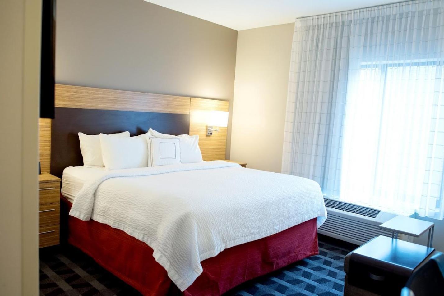 Towneplace Suites By Marriott Ames Exteriör bild