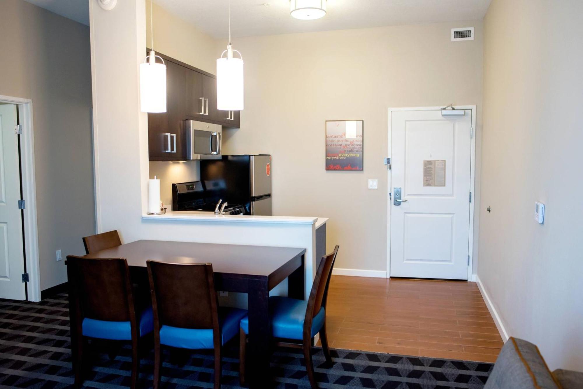 Towneplace Suites By Marriott Ames Exteriör bild