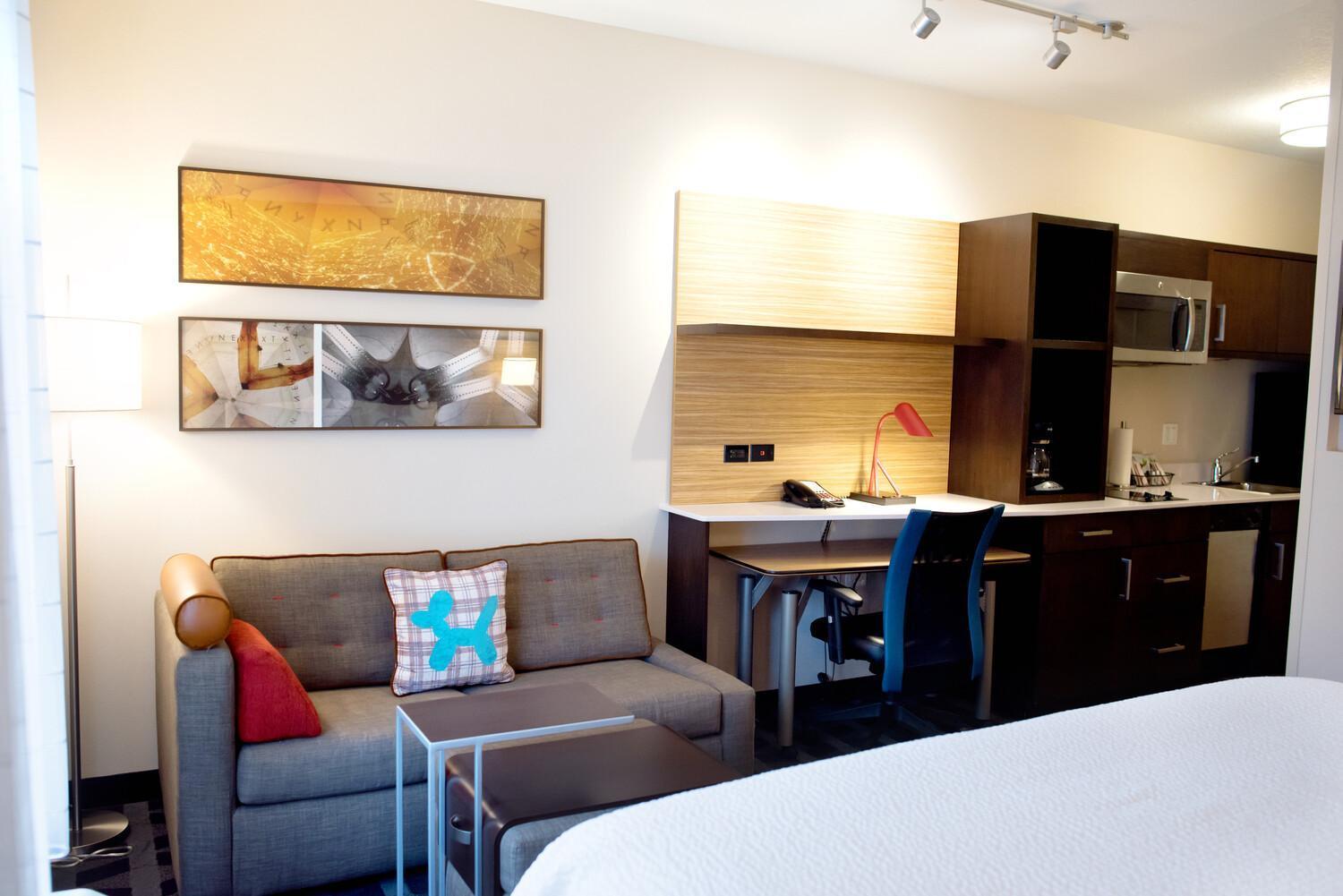Towneplace Suites By Marriott Ames Exteriör bild