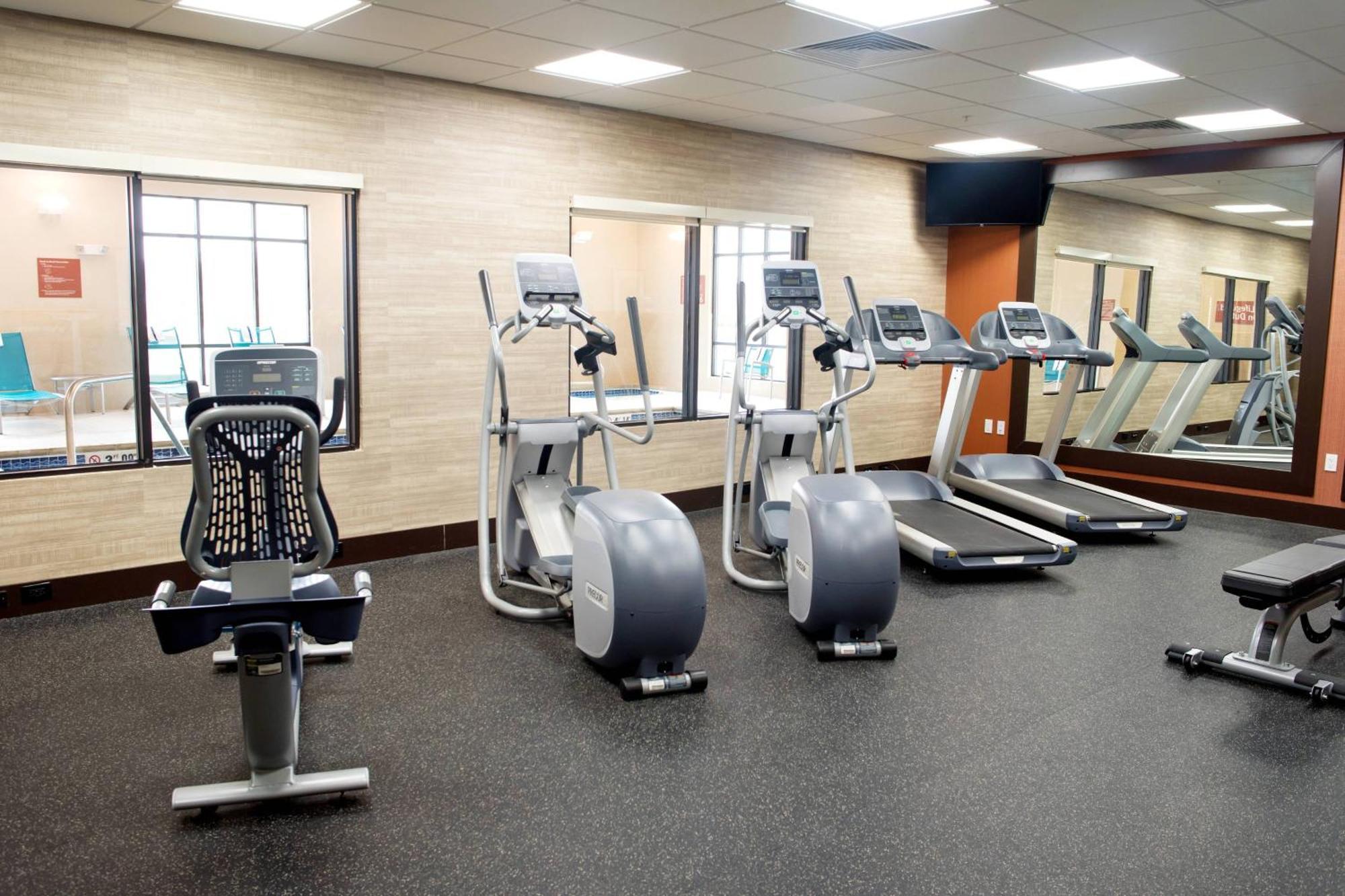 Towneplace Suites By Marriott Ames Exteriör bild