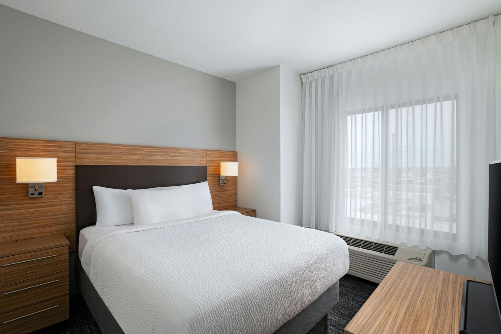 Towneplace Suites By Marriott Ames Exteriör bild