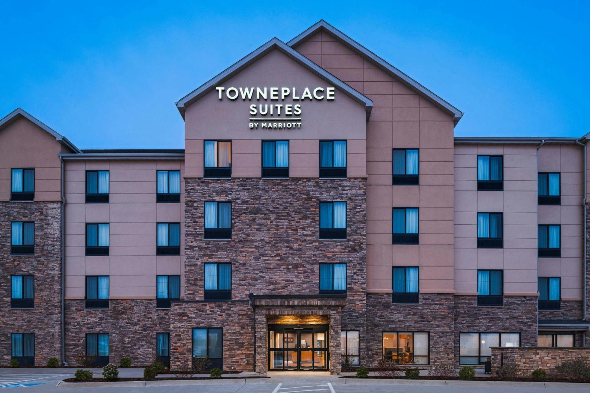 Towneplace Suites By Marriott Ames Exteriör bild