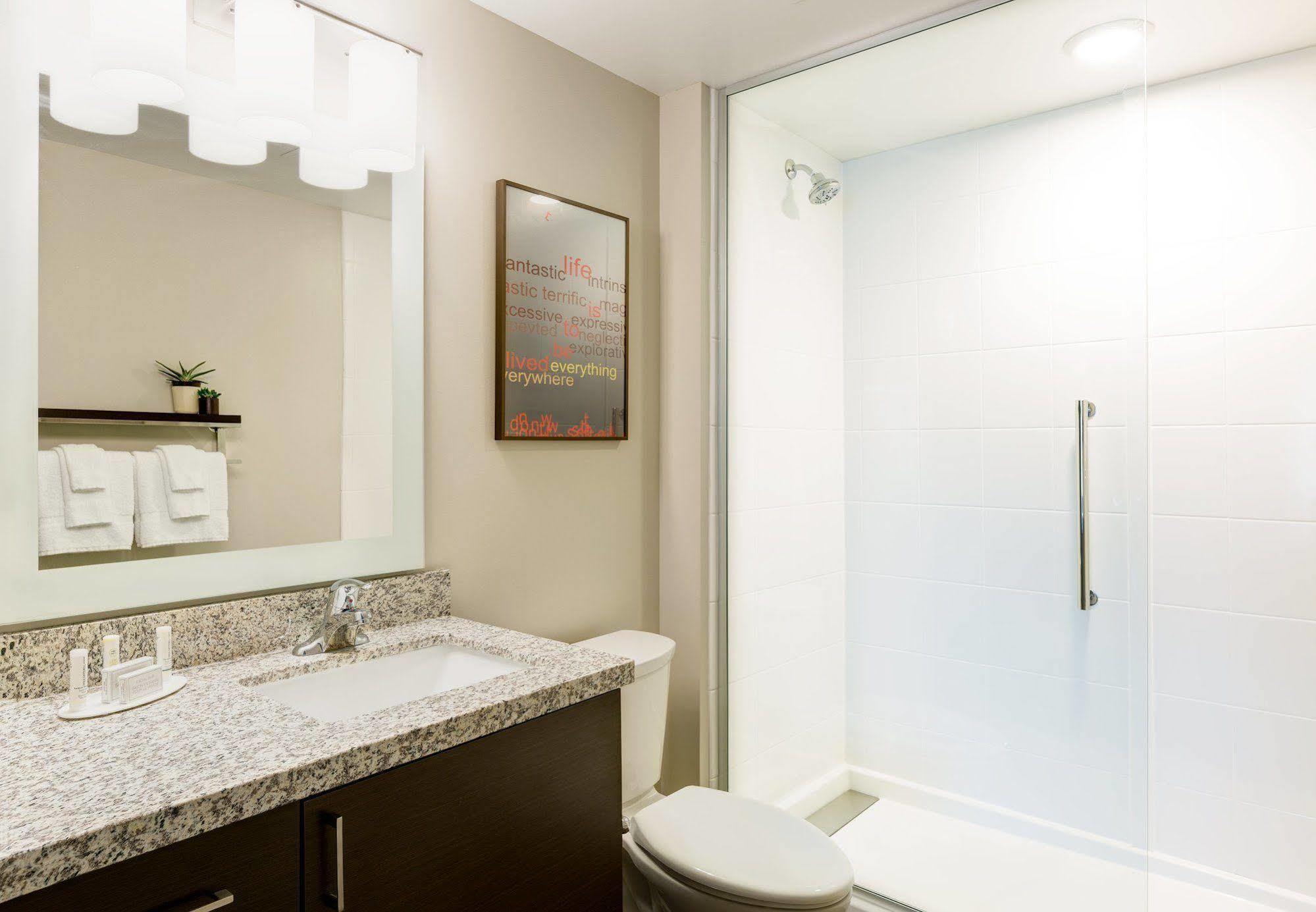 Towneplace Suites By Marriott Ames Exteriör bild
